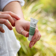 Good Riddance Rescue Balm 10g